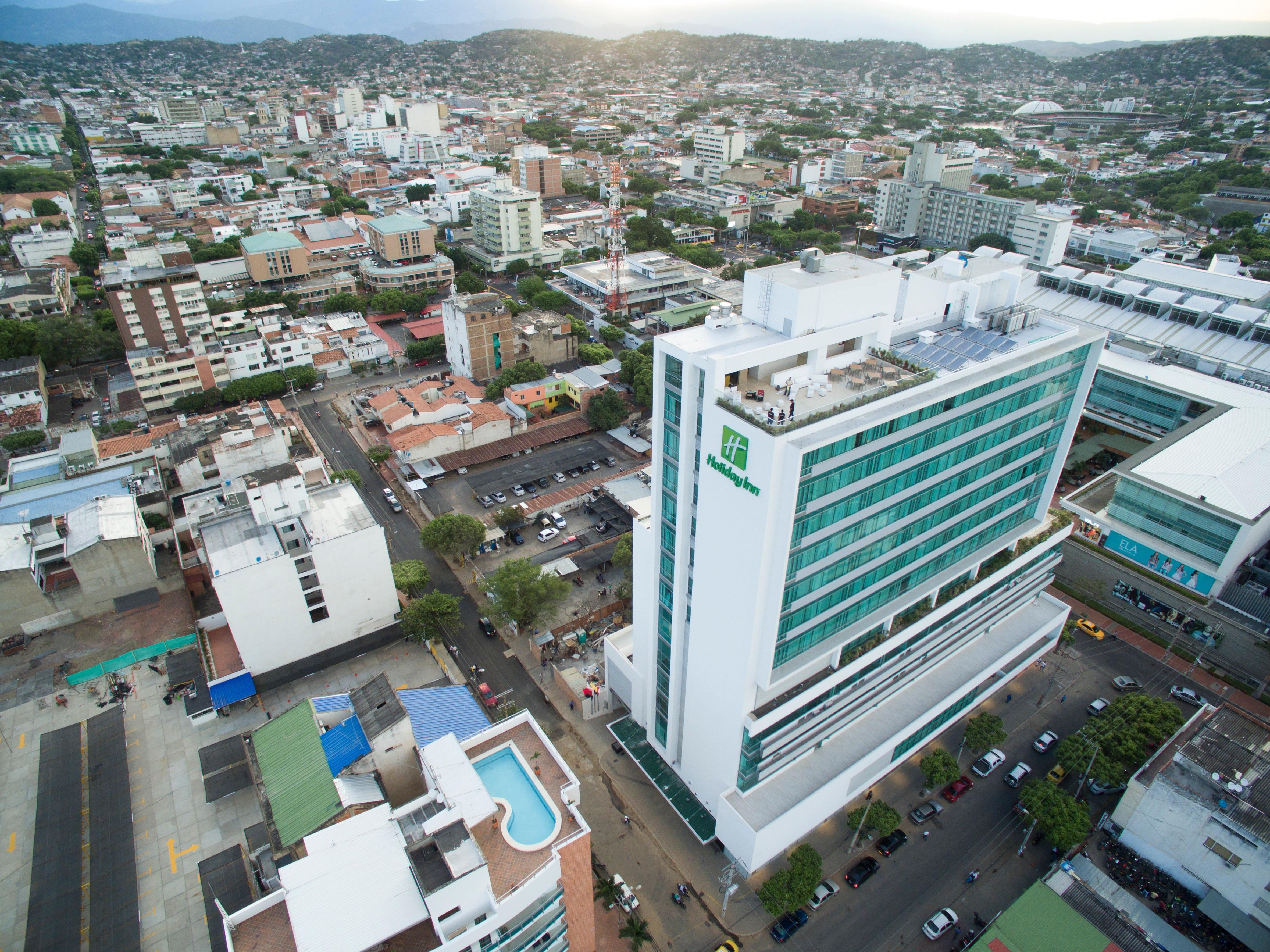 Holiday Inn Cúcuta, an IHG Hotel Bagian luar foto Holiday Inn Express San José