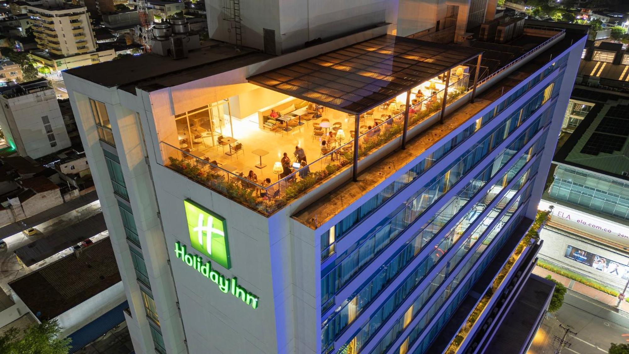 Holiday Inn Cúcuta, an IHG Hotel Bagian luar foto Holiday Inn Bangkok