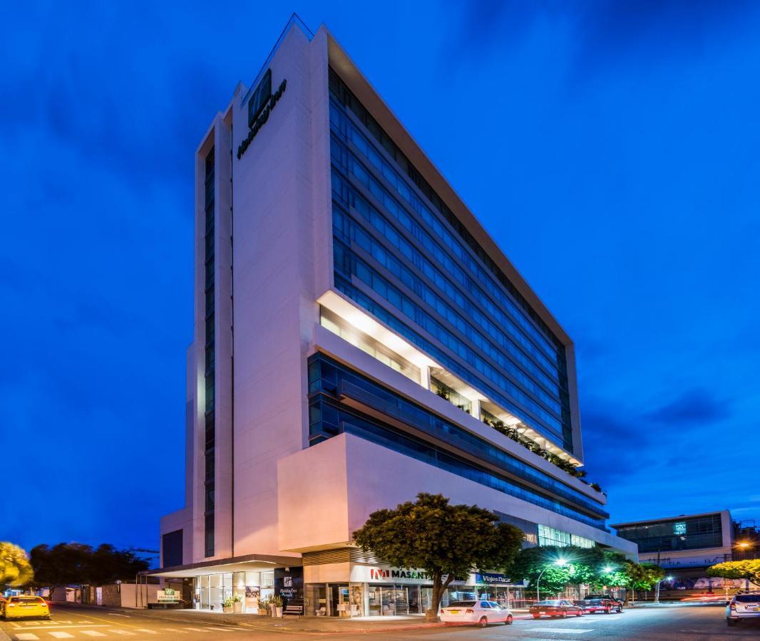 Holiday Inn Cúcuta, an IHG Hotel Bagian luar foto